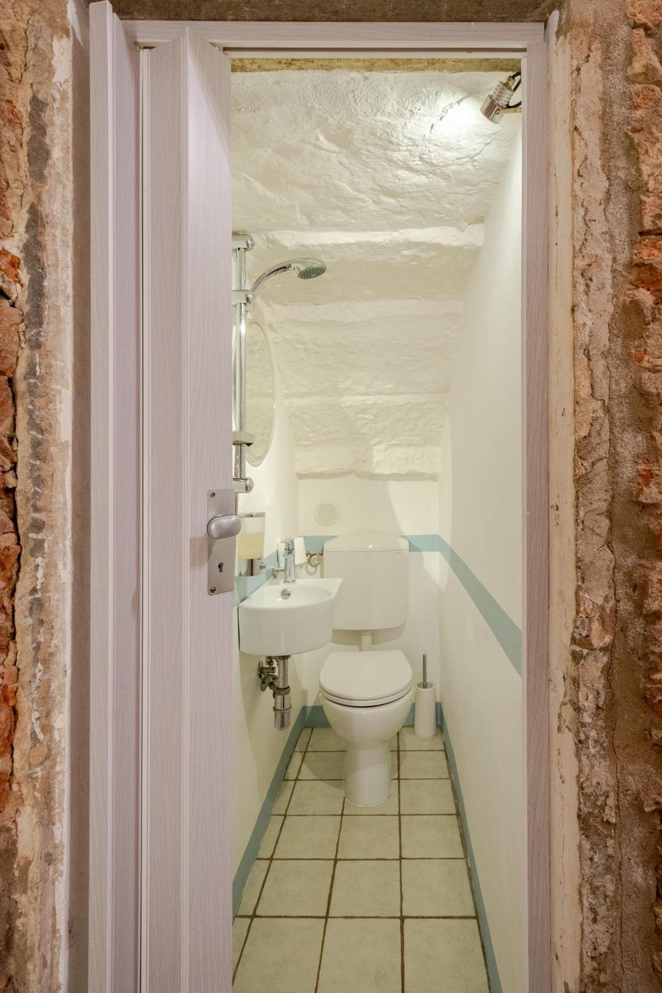 Cool Studio S Croce Apartment ฟลอเรนซ์ ภายนอก รูปภาพ